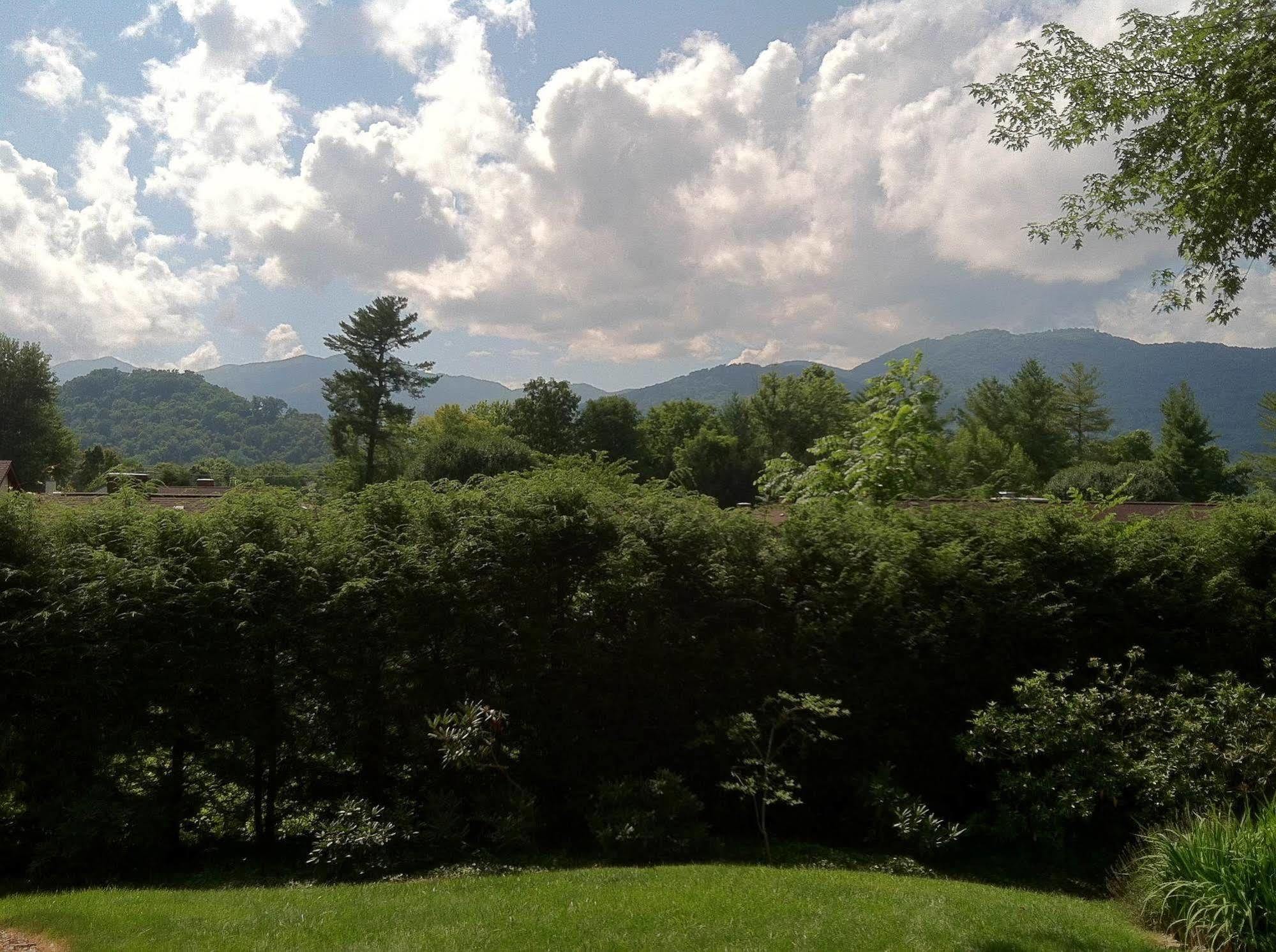 Brookside Mountain Mist Inn Waynesville Exterior foto