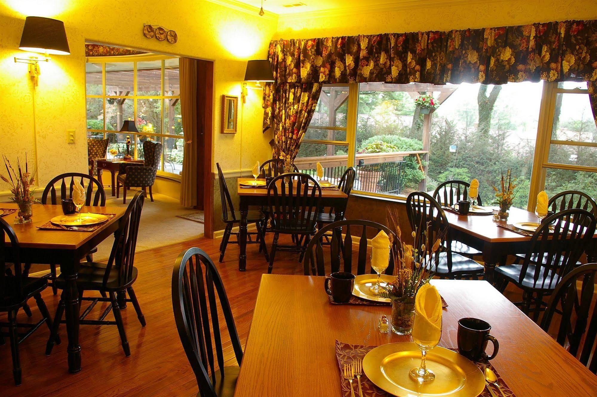 Brookside Mountain Mist Inn Waynesville Exterior foto